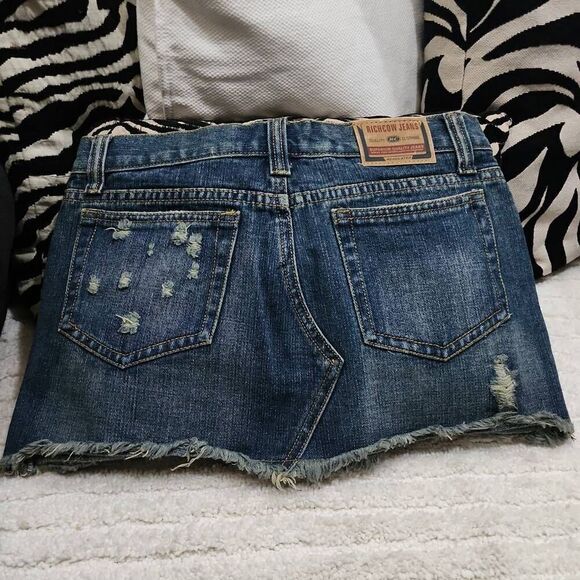 RichCow Jeans Size Small - Picture 2 of 12